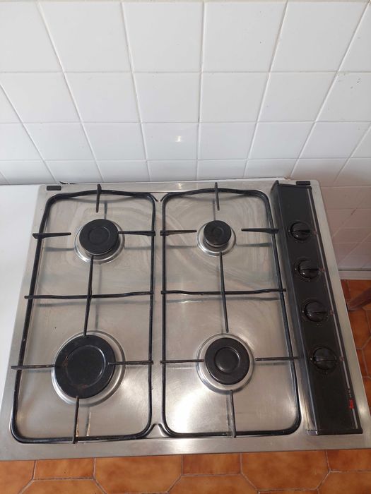 Placa inox Teka a gas canalizado