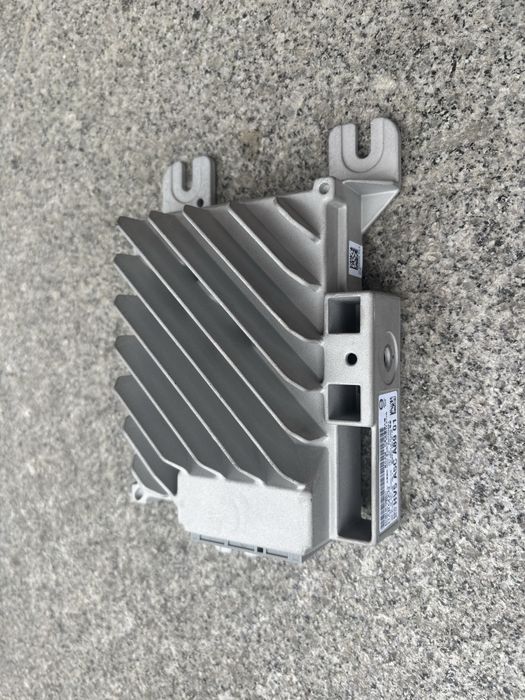 Wzmacniacz BMW Harman Kardon 5A5CA89