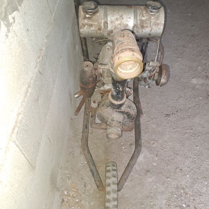 Motor de rega antigo