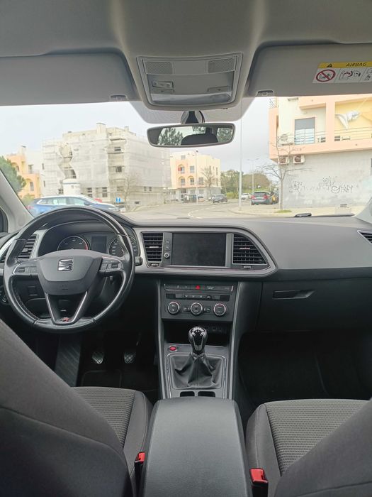 SEAT Leon ST 1.6TDi Style (Versão FR)