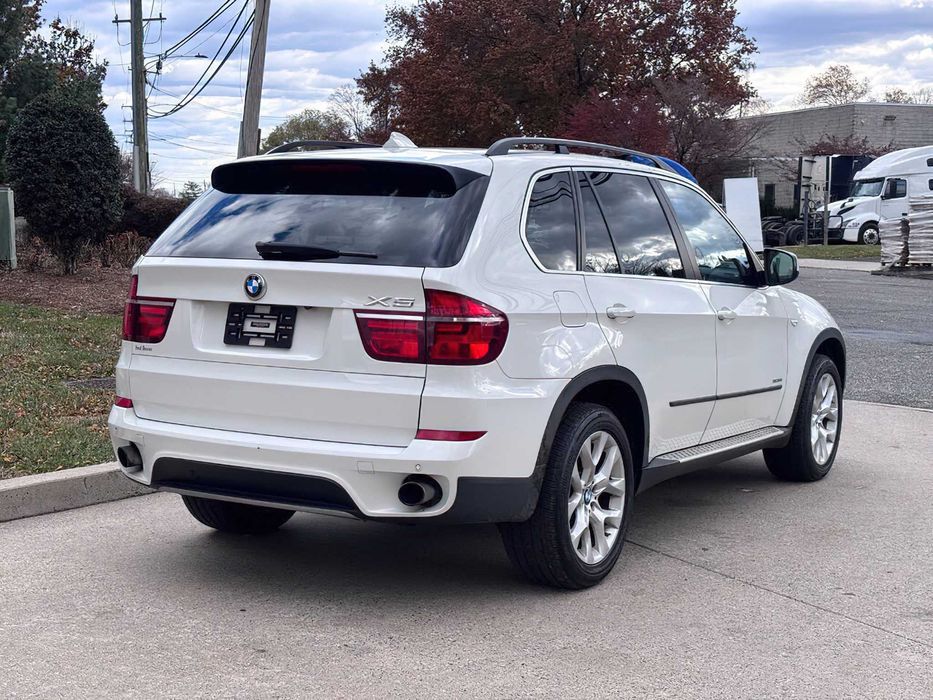 BMW X5 xDrive35i      2013