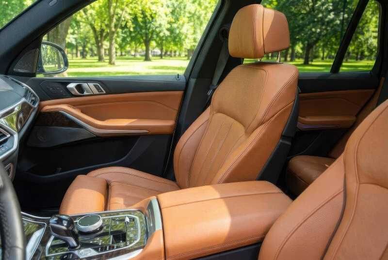 2020 BMW X7 M50i