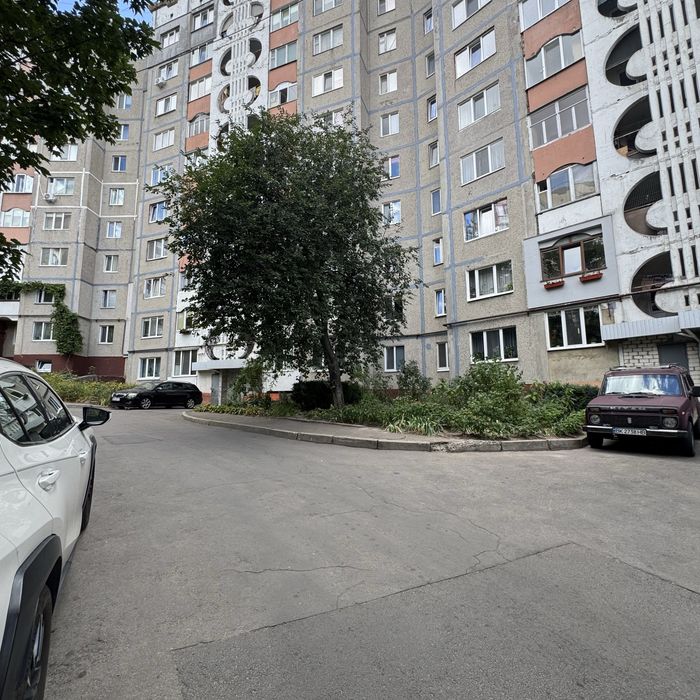 Оренда 2 км Є. Коновальця