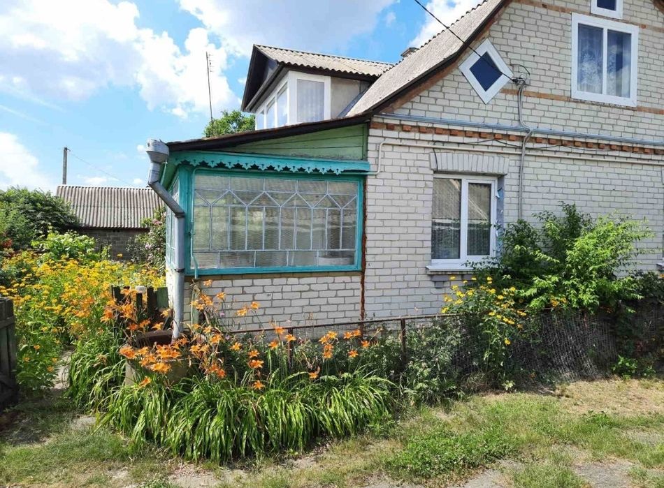 Продається будинок/дача + баня в селі Головурів/40км від Києва