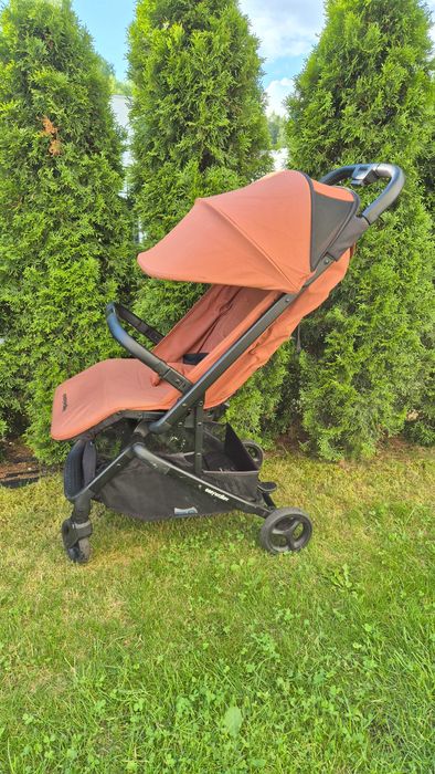 Easywalker Miley 2 Kompaktowy wózek spacerowy