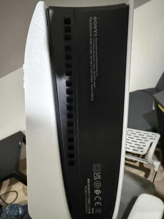 Playstation 5 slim naped dwa pady gra