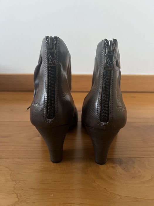 Nowe skórzane czółenka Tamaris