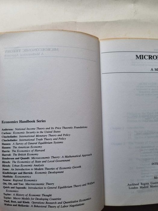 “Microeconomic Theory: A Mathematical Approach” — James M. Henderson e Richard E. Quandt | Third Edition