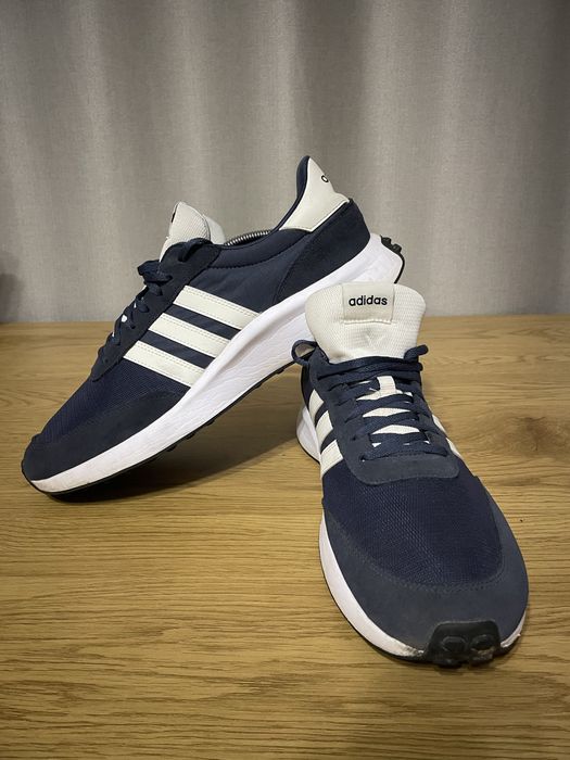 Кросівки повсакденні Adidas