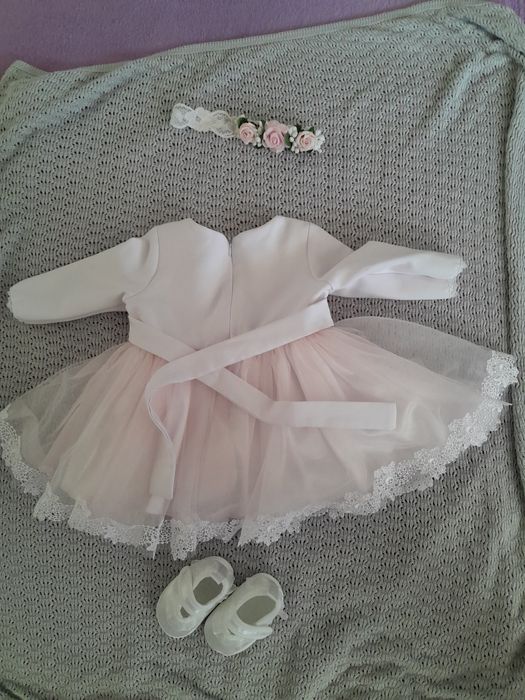 Sukienka na chrzest r.62
