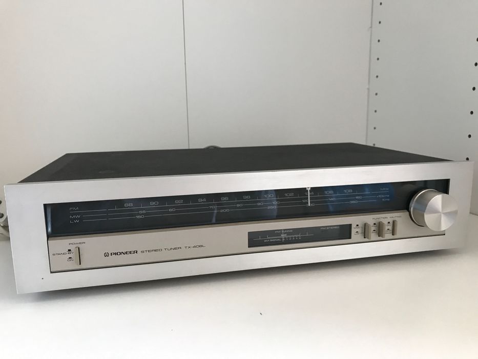 Radio/tuner e audio digital timer (Pioneer)