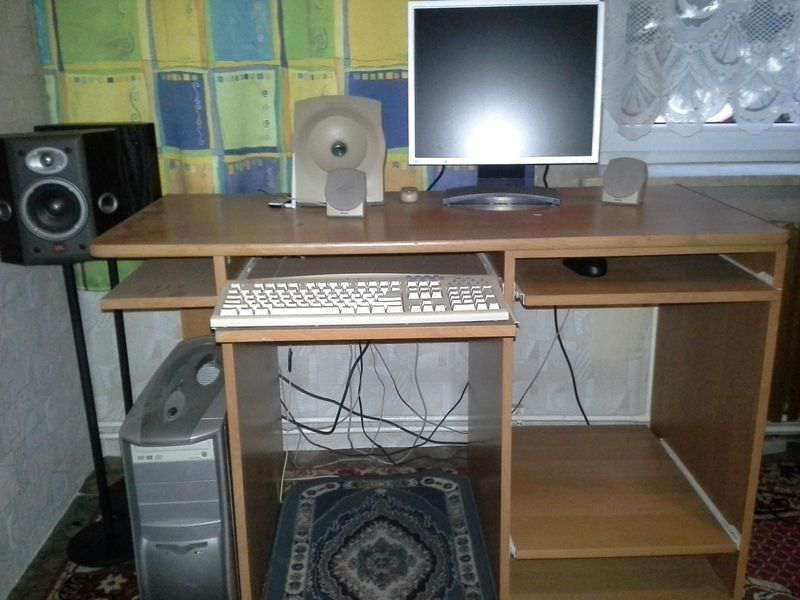 Zestaw głośników Philips.