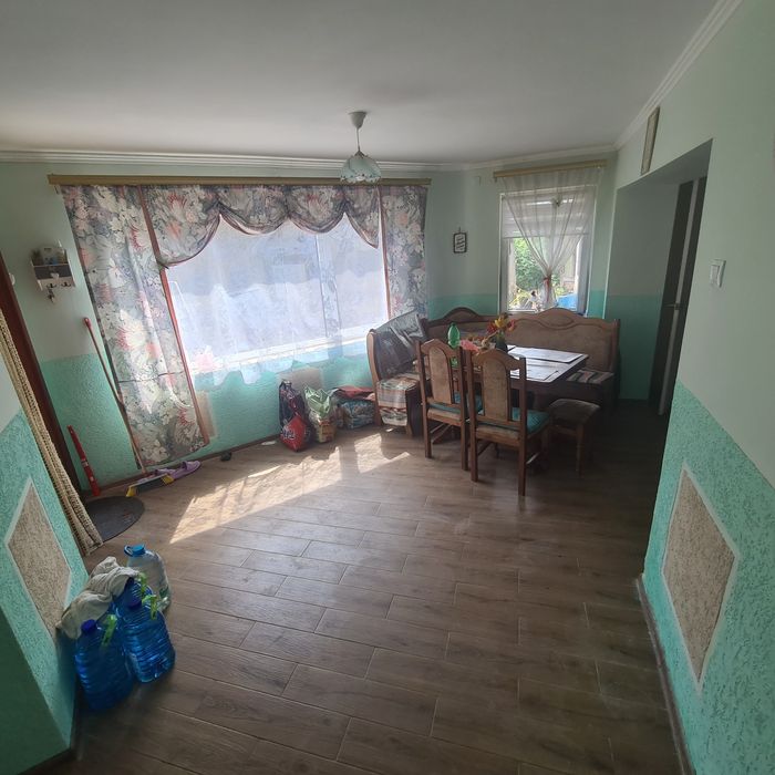 Продається 4-ьох кімнатний будинок в м.Берегове