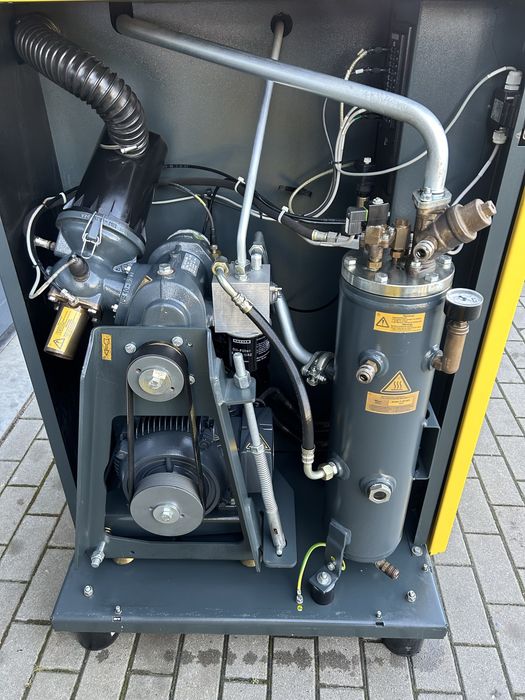 Kompresor śrubowy  KAESER SK 25 15kw 8bar + OSUSZACZ