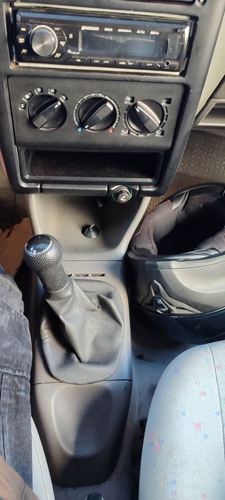 Volkswagen Polo (1995) Gasolina