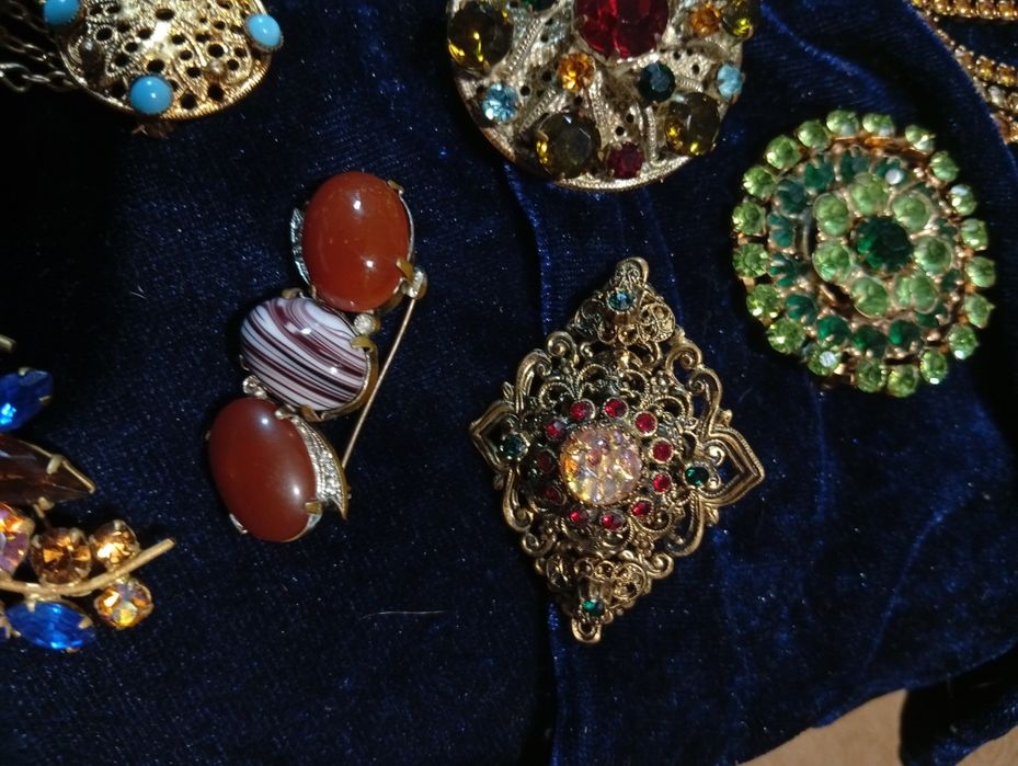 Винтажные броши и др.ЧССР