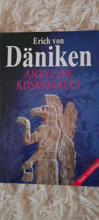 Erich von Daniken: Antyczni Kosmonauci