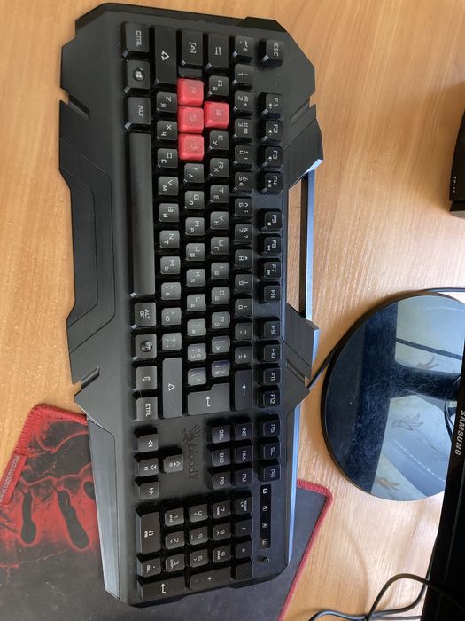 Клавиатура Bloody B150N