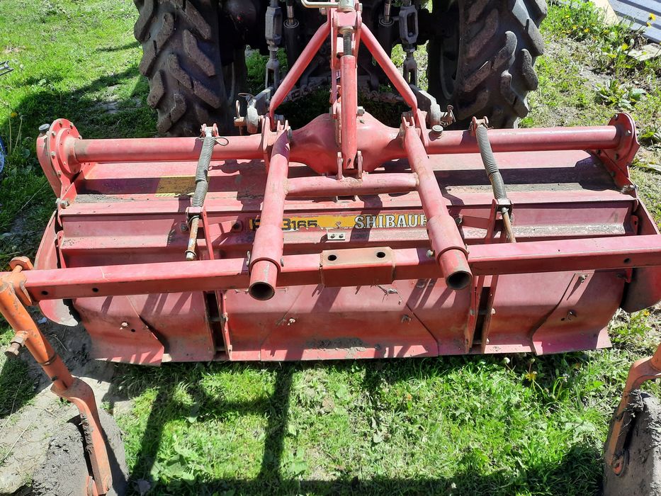 трактор ,мінітрактор