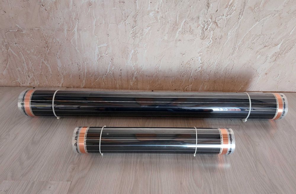 Інфрачервона тепла підлога 220 Вт/м²  під ламінат