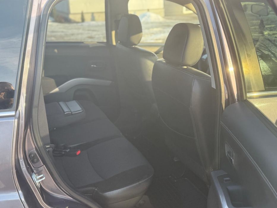 Mitsubischi outlander 2.0b lpg