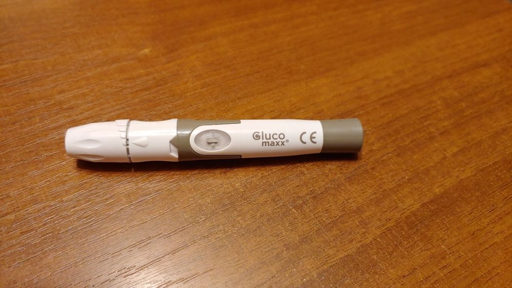 Nakłuwacz Glucomaxx