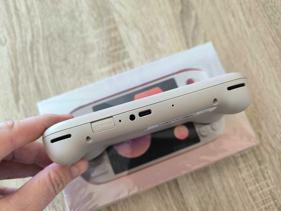 Ayaneo Pocket Air Mini версия 3/64 Gb ! Топовая мощная консоль ! Andro