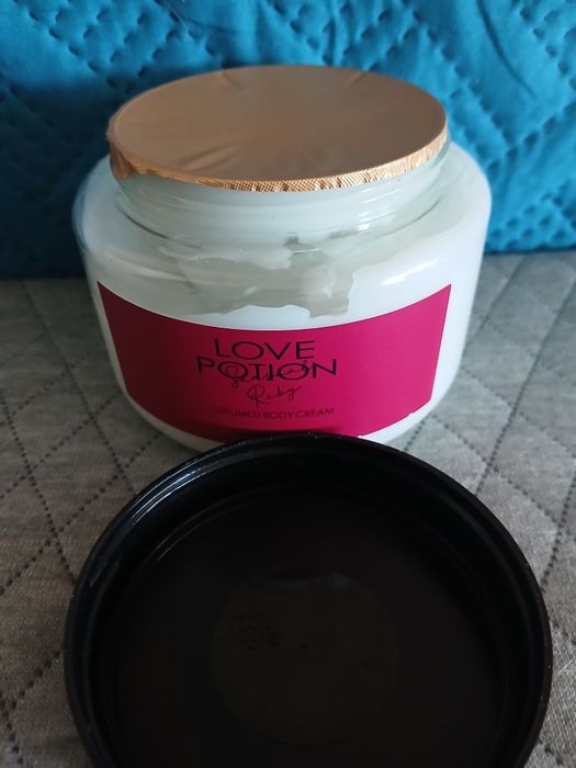 Perfumowany krem do ciała Love Potion Sensual Ruby