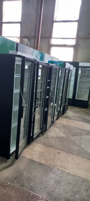 Вітрини холодильні,Шафи,скрині ЮКА