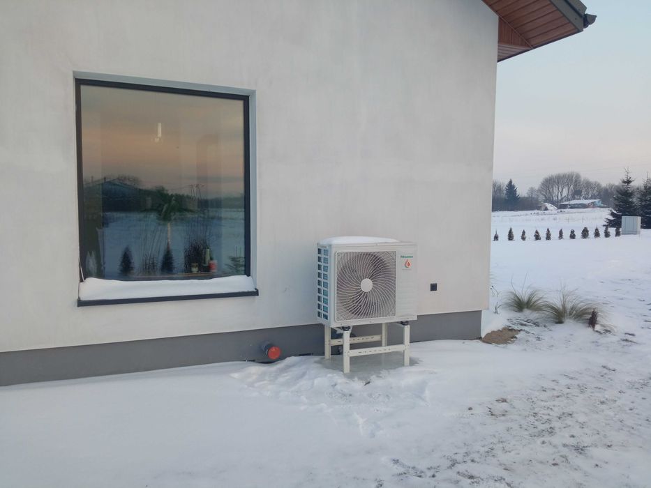 Pompa ciepła Hisense-Hitachi all-in-one 230 l – kompletna kotłownia