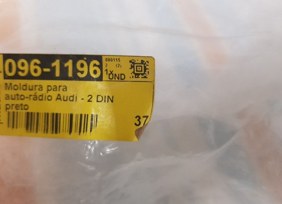 Aro radio 2 din A3 8P