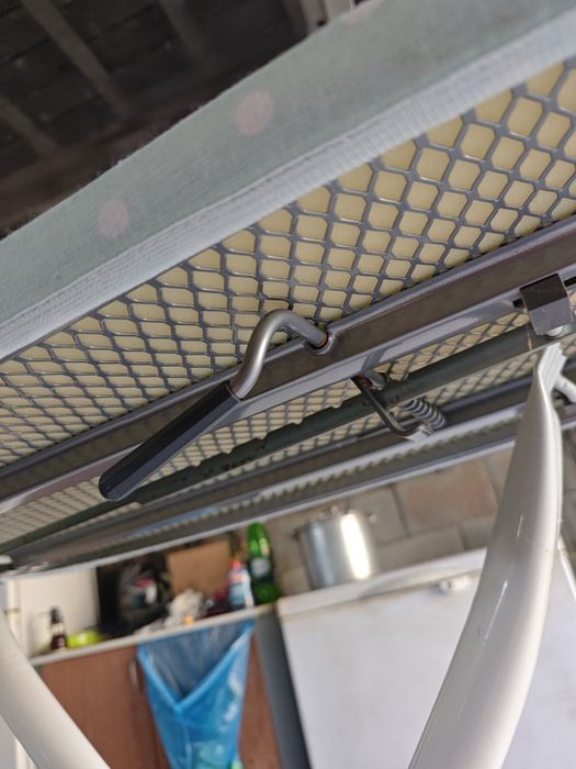 Ferro de passar Roupa com caldeira e a respectiva mesa