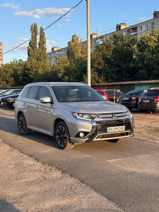 Mitsubishi Outlander Plug in hybrid 2018