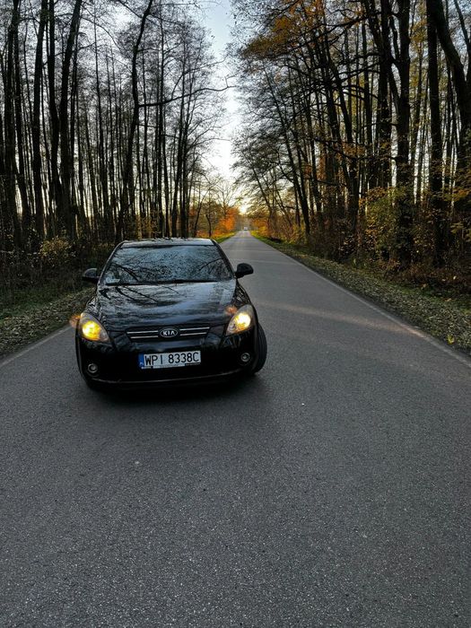 Kia Ceed Kia pro'ceed 2008 I GEN CZARNA 1.6 BENZYNA 93kW