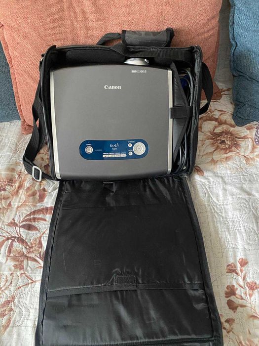 Проектор Canon Realis SX50