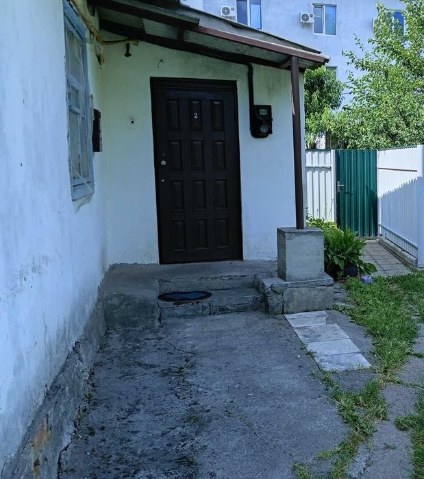 Продаж частини  будинку в центрі Житомира. Присутній торг.