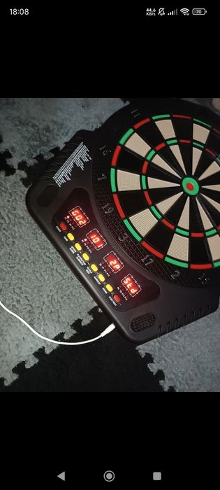 Gra dart, jak nowa , tarcza baterie lub prąd, lotki, instrukcja