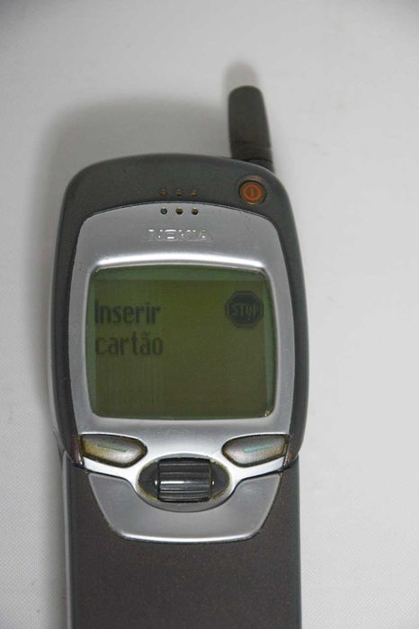 Telemóvel Nokia 7110