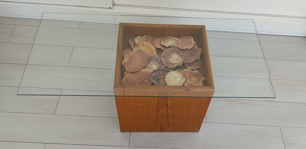 Mesa ou banco - duas funções numa só peça