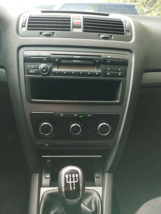Skoda Octavia 2011 VIN TMBDT21Z0C2028990 фото оголошення 11 з 20
