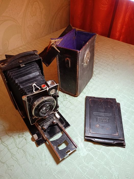 Фотокамери антиквар Zeiss Ikon