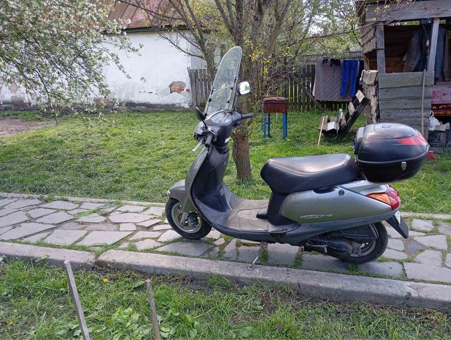 Мопед Хонда Леад