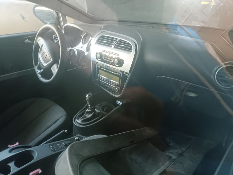 SEAT Leon 1600 TDI, 2011, para peças