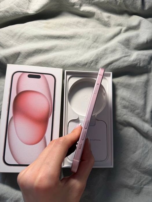 Iphone 15 128 gb ідеальний стан 86% акб