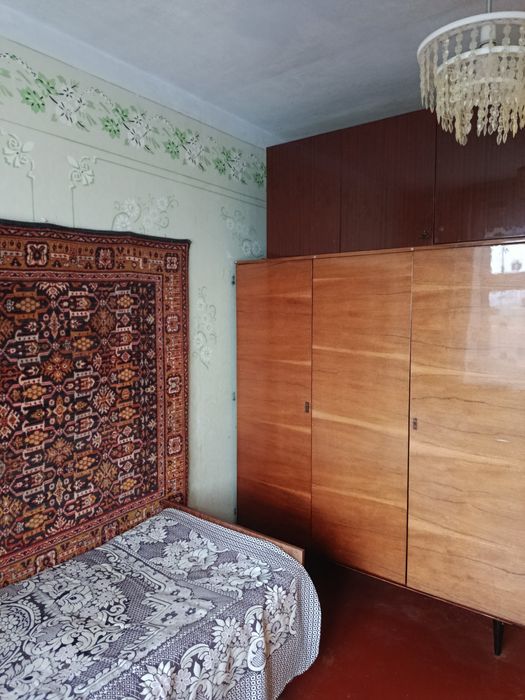 Окрема кімната без власників під ключ
