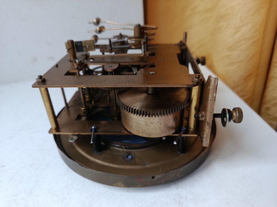 Продам механізм для настінного годинника