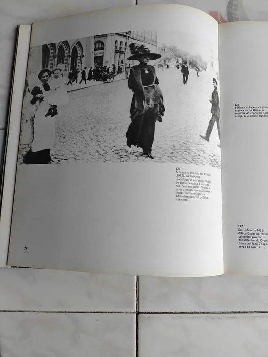 1 Livro de Fotografias: RETRATO DA LISBOA POPULAR - 1900