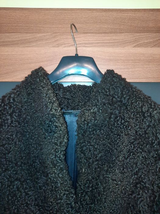 Sprzedam Futro karakuly kolor czekoladowy długość  3/4