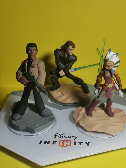 Figurki Disney Infinity gra PS3 PS4 stacja bazowa płyty 1.0 2.0 3.0