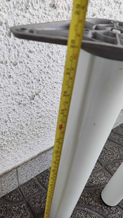 Pés em ferro com suporte novos